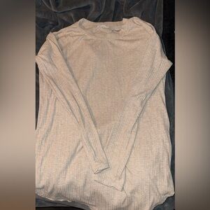 Long sleeve ribbed maternity top